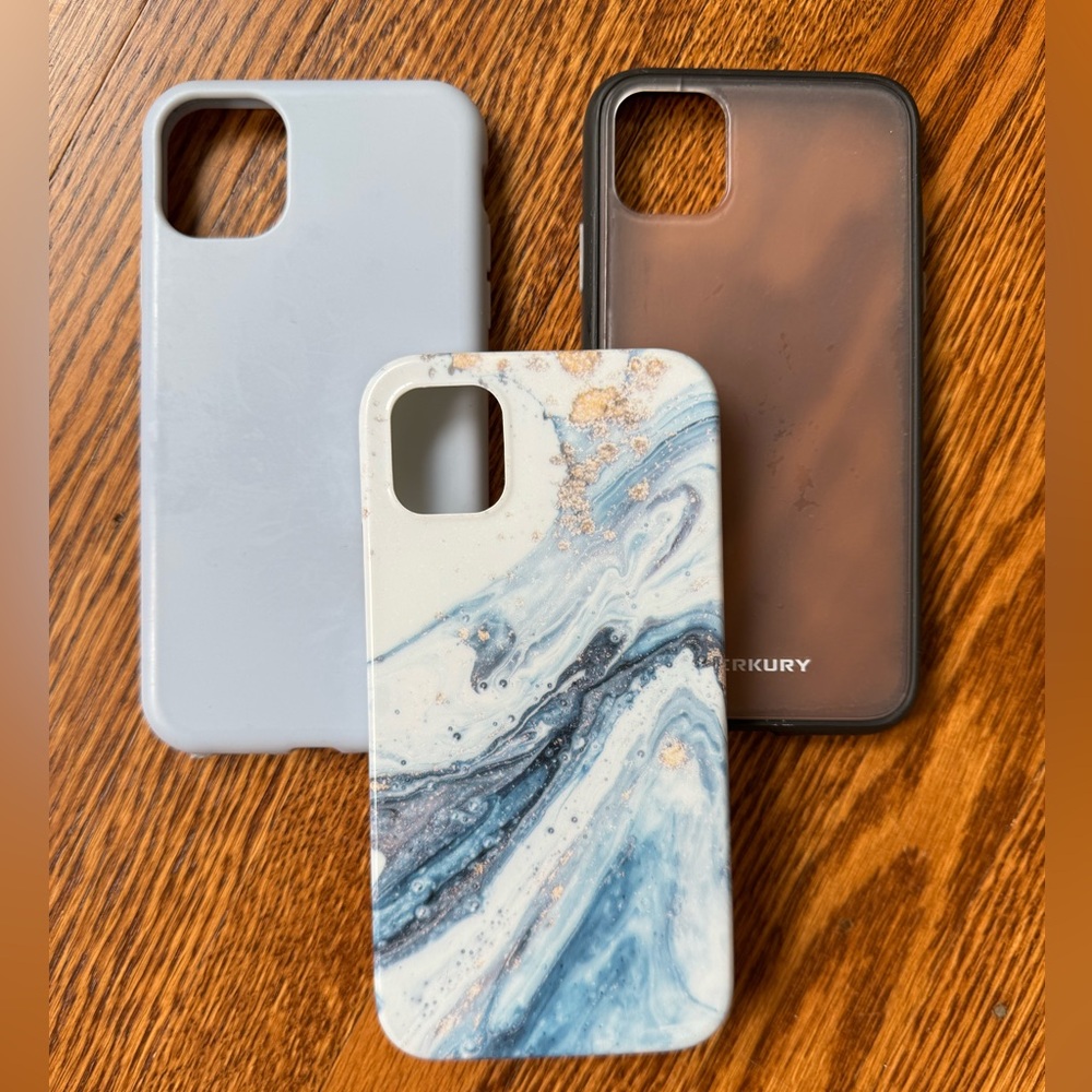 🩵 iPhone 11 case lot - blue
